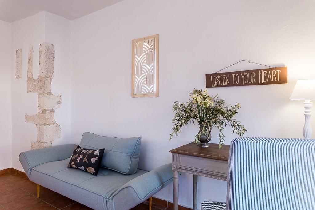 Mediterraneo Suite Home レティムノ エクステリア 写真