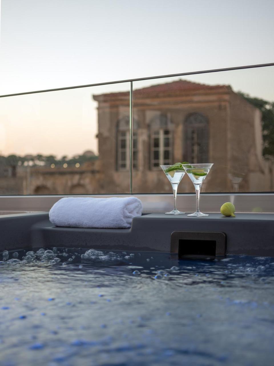 Mediterraneo Suite Home レティムノ エクステリア 写真